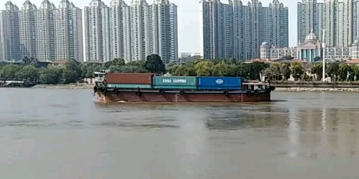 2024年珠江水系港话柄现集装箱吞吐量7562万TEU