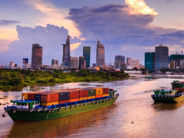 盐城到常州、盘锦到福州集装箱内贸海运航路